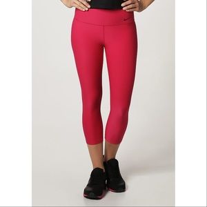 Nike Power Legend Training Capri Fushia Hot Pink